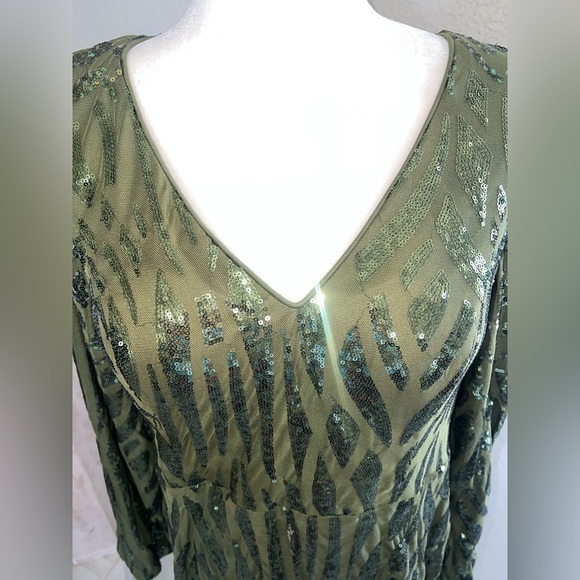 SHEIN Plus Sequin Women Elegant V Neck Split Sleeve Mermaid Formal Evening Dress - Picture 5 of 12